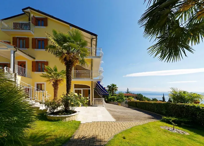 Villa Mona Lisa Lovran - Croatia