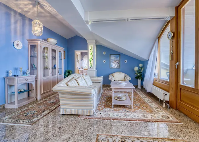 Villa Mona Lisa Lovran - Croatia